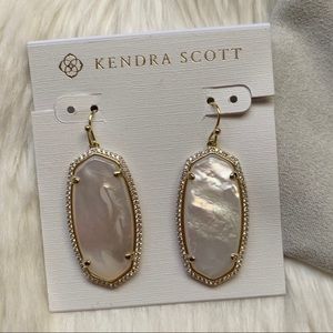 NWOT Kendra Scott Pave Elle Earrings Ivory